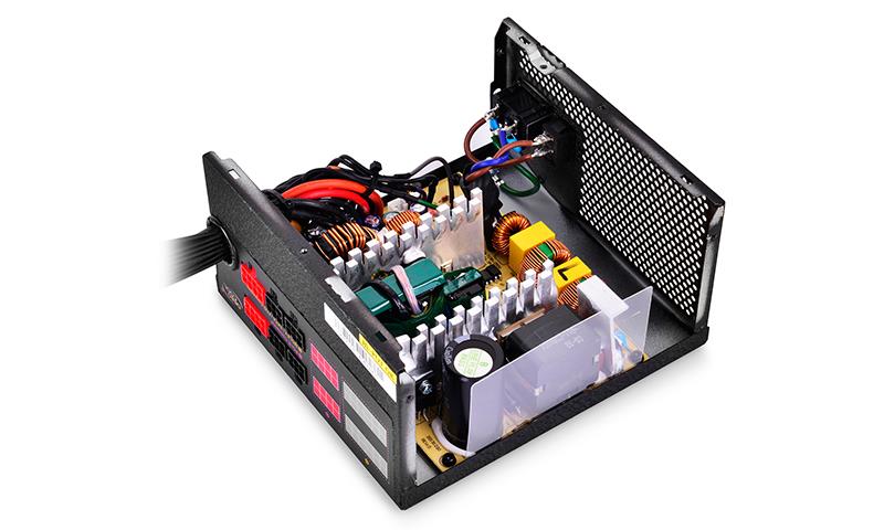 DeepCool DA700 Computer Power Supply