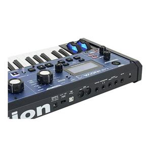 Novation MiniNova | سینتی سایزر نویشن