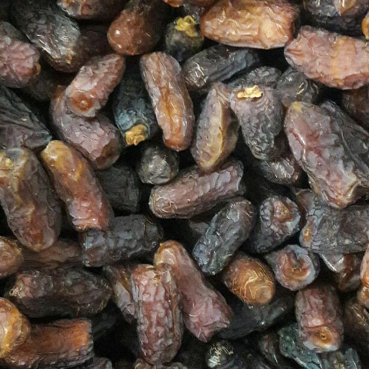 خرما پیارم فله ای