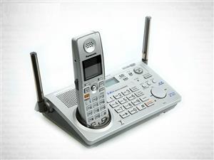 تلفن پاناسونیک مدل KX-TG5776 Panasonic KX-TG5776