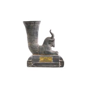 مجسمه ریتون عقاب کارگاه تندیس و پیکره شهریار کد MO150 Tandis va Peykareh Shahriar Eagle Rhyton Statue Code 