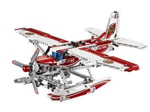 ساختنی لگو سری تکنیک مدل هواپیمای آب‌پاش آتشنشانی Lego Technic Fire Plane 