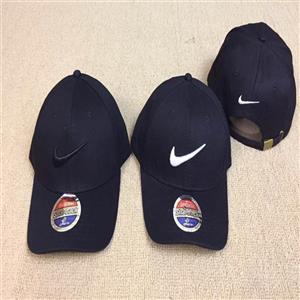 کلاه لبه دار نایکی مدل Heritage Swoosh Nike Cap 