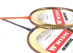 راکت بدمینتون ویش مدل Alumtec 550 Wish Alumtec 550 Badminton Racket