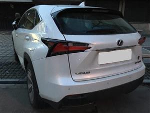 خودروی هیبریدی اتوماتیک لکسوس مدل NX300H F Sport سال 2017 Lexus NX300H F Sport 2017 Automatic Hybrid Car - C