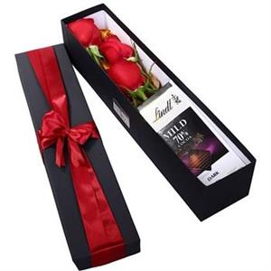 جعبه هدیه گل طبیعی میتا مدل رز قرمز و شکلات Mita Red Rose And Chocolate Flower Gift Box