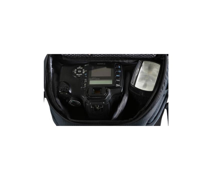 Vanguard  ADAPTOR 22 Camera Bag