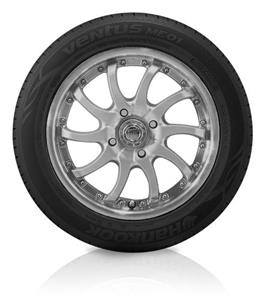 لاستیک خودرو هانکوک 235/55R17 گل Ventus ME01 K114 