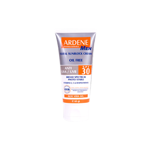 کرم ضد آفتاب فاقد چربی مردانه سی گل مدل Men pro SPF55 کرم ضد آفتاب فاقد چربی مردانه  مدل SUNPRO SPF55 سی گل