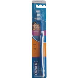 مسواک 1.2.3 اورال بی با برس متوسط Oral-B Clasic 1-2-3 Medium Toothbrush