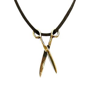 گردنبند کاربه طرح قیچی Karebeh scissor Necklace