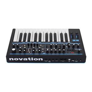 سینتی سایزر Novation Bass Station II