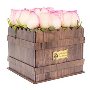 جعبه گل طبیعی کلبه مدل مزرعه رز هلندی سفید لب صورتی 20 شاخه Kolbeh Gol Pink Rose Farm Flower Box Branches 