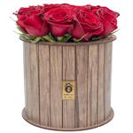 جعبه گل طبیعی کلبه گل مدل استوانه چوبی رز هلندی قرمز 15 شاخه
