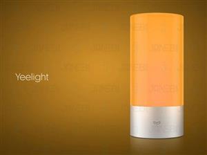 چراغ خواب هوشمند شیاومی مدل Yeelight LED Bluetooth Xiaomi Yeelight LED Bluetooth Bedside Lamp