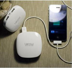 پاور بانک 6000 لیپو مدل Moonstone Lepow Powerbank 